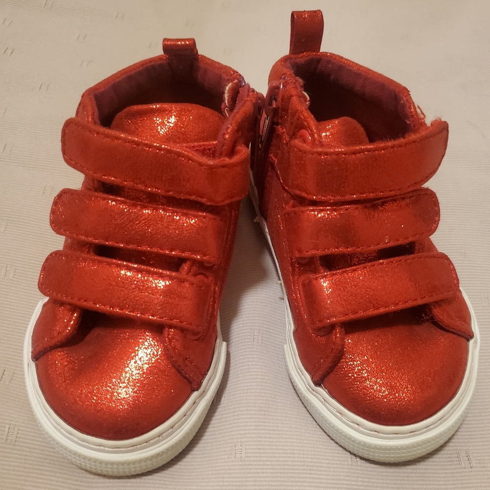 Sparkly red sneakers size 6c
